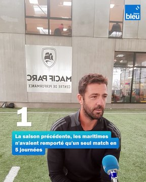 Rémi Talès, entraîneur des arrières du Stade Rochelais à J-1 de Bayonne / La Rochelle