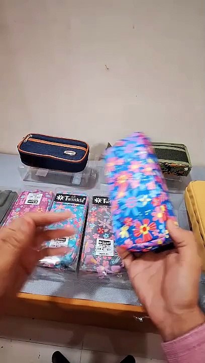 Pencil Case, Large Capacity Marker Pen Pencil Pouch, Bright Colour Trendy Trunk Travel Stationery Bag Organizer with Zipper for School Kids