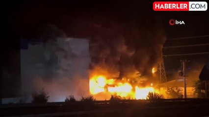 Çerkezköy'deki Kozmetik Fabrikasında Yangın Sürüyor