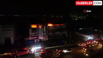 Tekirdağ'daki Kozmetik Fabrikasında Yangın Çıktı