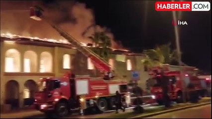 Mersin'deki Eski Okul Binasında Yangın