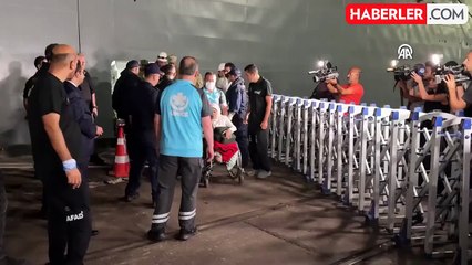 TCG Bayraktar, Lübnan'dan 588 Sivili Tahliye Etti