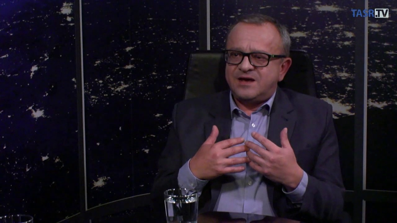 CD KLUB: Dulebovi popri stretnutiach vlád SR a Ukrajiny chýba kontakt Fica so Zelenským
