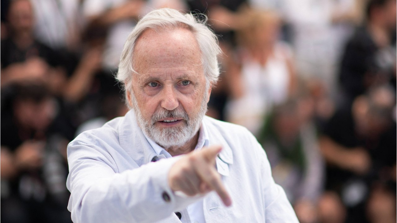 GALA VIDEO - Fabrice Luchini pas tenté par la retraite : “Je ne m’en sens pas capable”