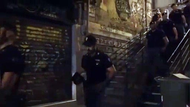 Il video dell'arresto alla Vuc­ci­ria di Palermo dell’au­to­re di un ten­ta­to fur­to con spac­ca­ta