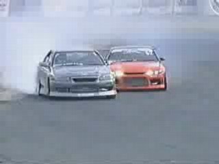 [D1GP] Skyline GT- R34 Vs Nissan S15