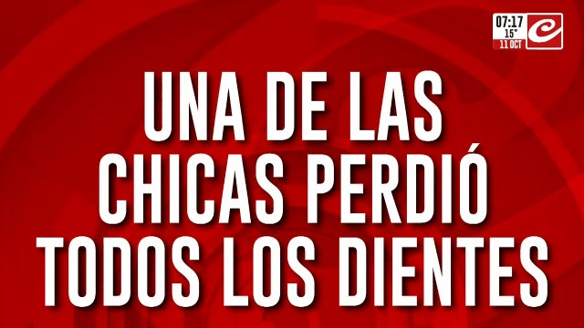 Jóvenes chocaron contra el Metrobús de Palermo: una de las chicas perdió todos los dientes