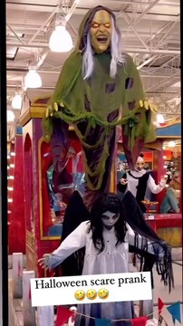 Halloween scare prank 1 #funnypranks