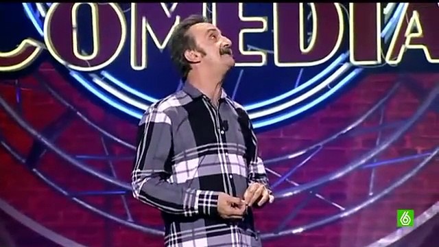 Santi Rodríguez - Mi móvil marca la hora de Moscú, pero yo no conozco a nadie ni en Alcobendas [El Club de la Comedia] #monologo #risa #chiste
