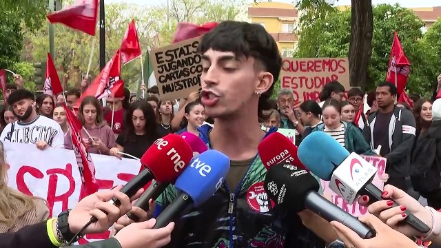 Estudiantes amenazan con otra huelga si el lunes no se publica el examen de la PAU