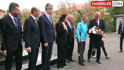 Sağlık Bakanı Memişoğlu Ağrı'da Temaslarda Bulundu