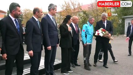 Sağlık Bakanı Memişoğlu Ağrı'da Temaslarda Bulundu