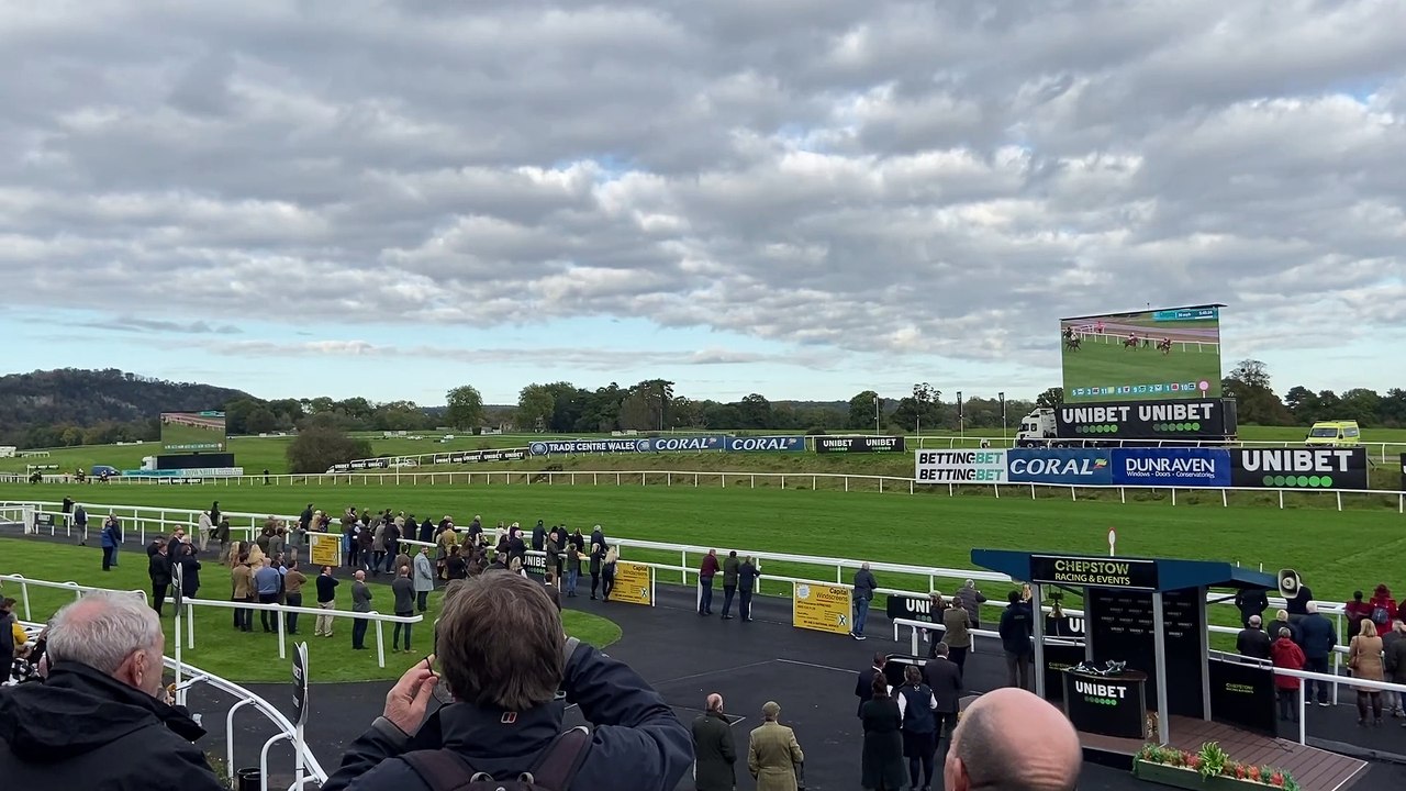 Copperhead wins the Veterans Handicap Chase at Chepstow