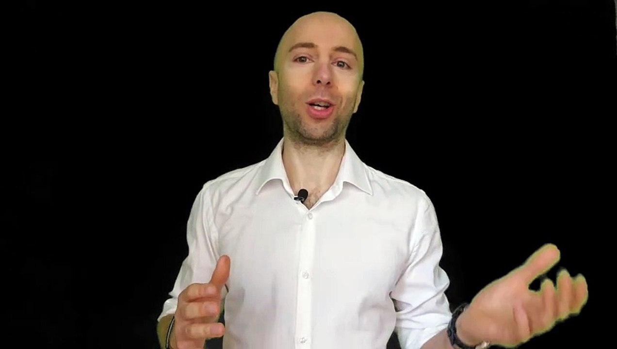 Can This Geek Really Teach You Power & Seduction?
