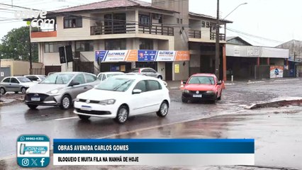 Скачать видео: Bloqueio na Avenida Carlos Gomes causa congestionamento nesta sexta-feira (11) Com máquinas na pista e ruas fechadas, longas filas de veículos se formaram