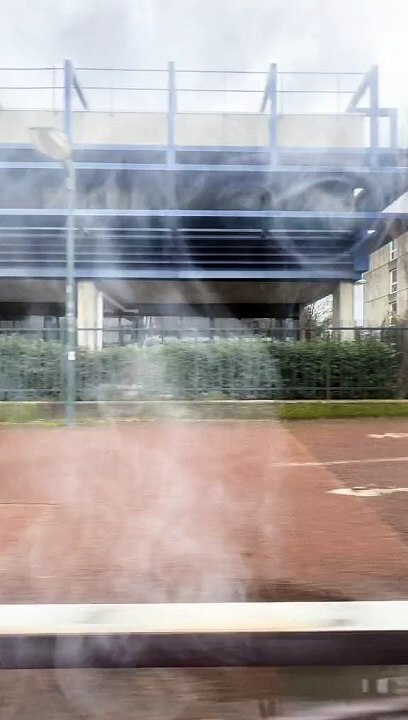 Retiens ça bien fort une femme elle lâche rien