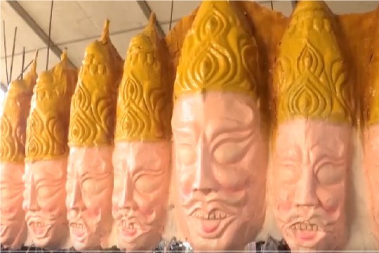 CG News: राजधानी में रावण दहन कार्यक्रम की तैयारी जोरों पर चल रही, देखें Video..