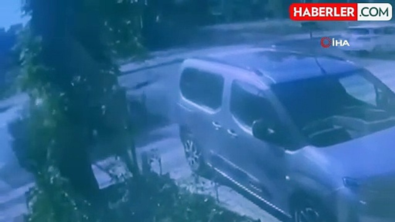 Antalya'da Yaya Kazası: Otomobil Yaya Kaza Yaptı