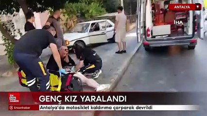 Antalya'da motosiklet kaldırıma çarptı, genç kız yaralandı