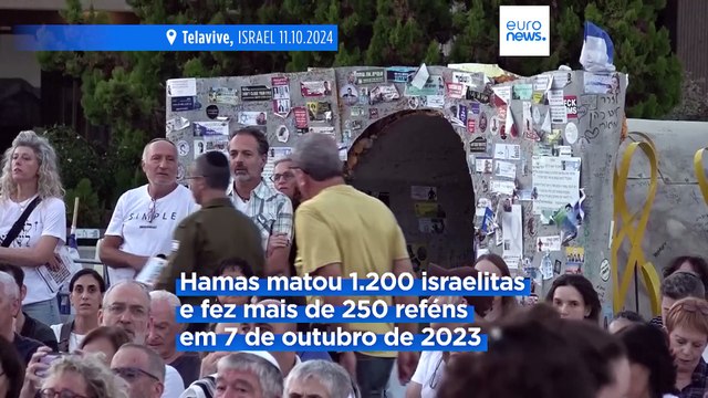 Centenas de israelitas rezam pelos reféns detidos pelo Hamas no dia santo do Yom Kippur