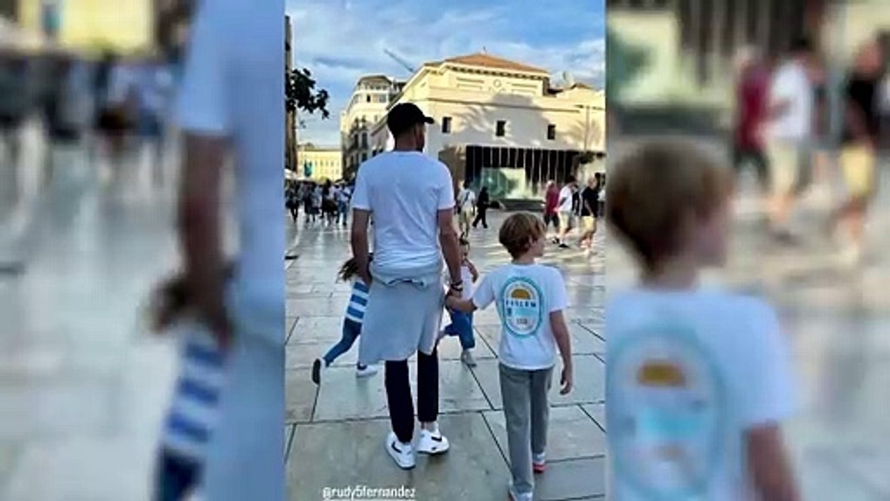 Rudy Fernández y Helen Lindes disfrutan de una escapada familiar por Málaga