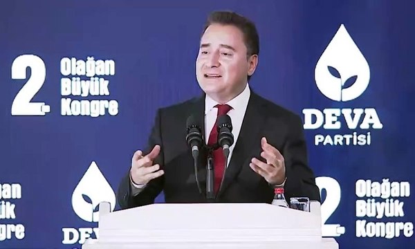 Ali Babacan partisinin kongresinde CHP'ye yüklendi: 'Ülkenin geldiği noktada payı var'