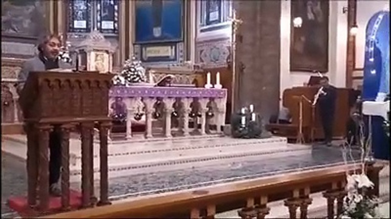 Milo Vallone legge la lettera di Vincenzo Olivieri per Barbara