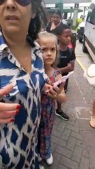 Árvore cai sobre van de turistas a caminho do Cristo Redentor; vítimas têm ferimentos leves