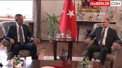CHP Genel Başkanı Özgür Özel, Manisa Valisi Vahdettin Özkan'a Ziyarette Bulundu