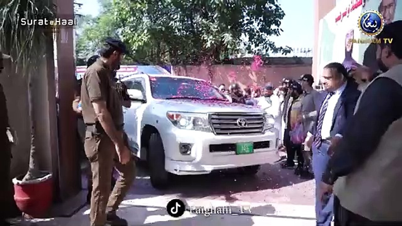 Dr Zakir Naik Ke Paigham TV Vist Me Khas Kia Hua? | Dr Zakir Ne Apne Bete Ki Tasveer Kiun Banai?