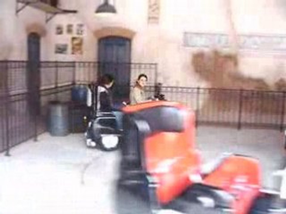 Audrey & Ramona - Crazy Taxi - Europa Park