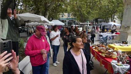 Danses, animations avec les chevaliers de laiet 12oct2024 trets