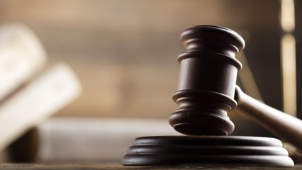 Faites entrer l'accusé