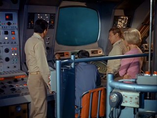 Viaje al Fondo del Mar, 02x08, Leviatan