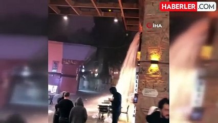 Bursa'da Şiddetli Yağış Hayatı Felç Etti