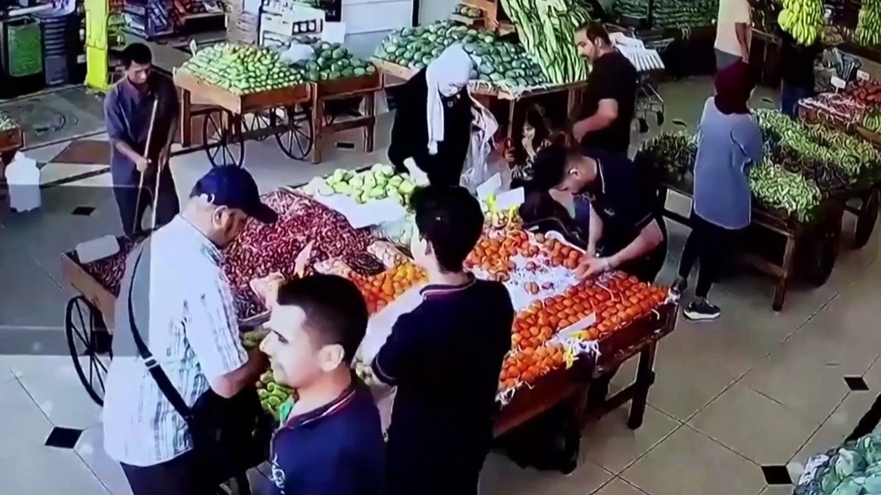 Missile Attack Sparks Fear: Iran’s Move Against Israel and the Risk of War #11