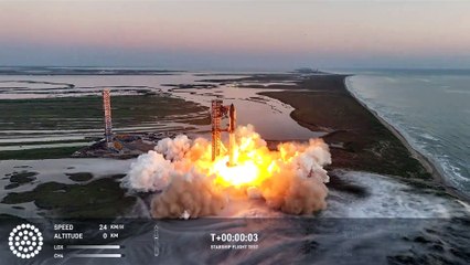 El propulsor de Starship aterriza con éxito en los brazos de la torre