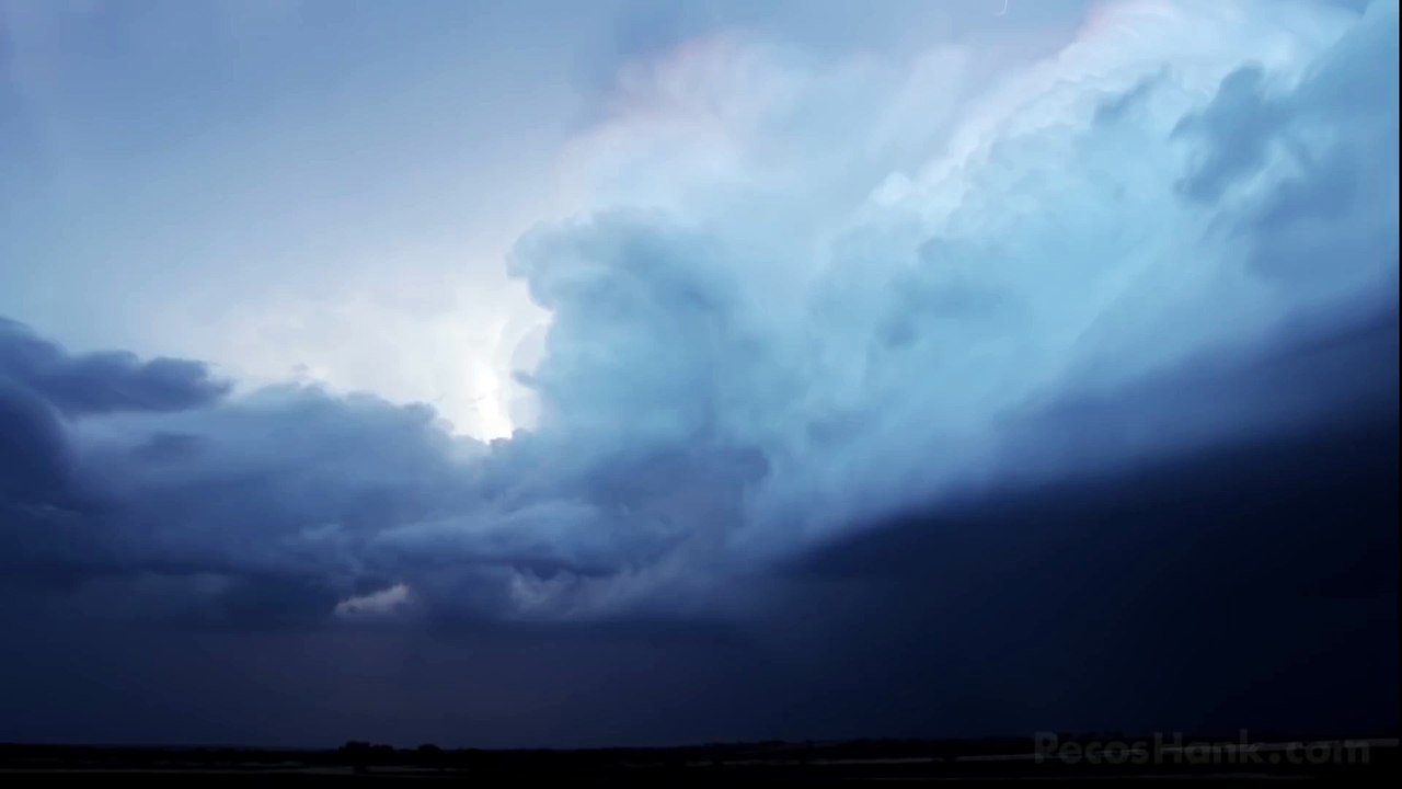 MIND BLOWING LIGHTNING - Electric Brain Storm (time lapse)