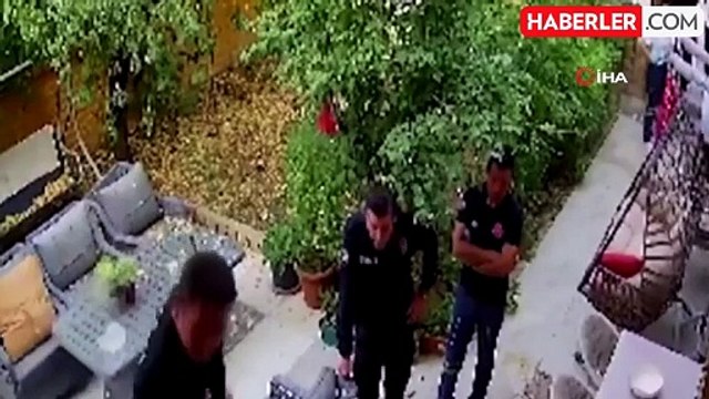 Polis memurunu sırtından 7 kez bıçaklayan saldırganın 33 suç kaydı çıktı