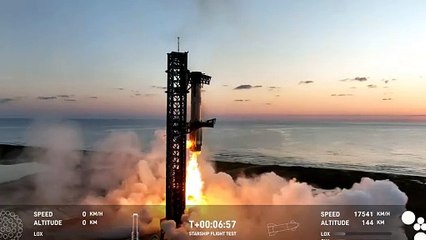 Em feito inédito, SpaceX consegue recuperar propulsor do megafoguete Starship