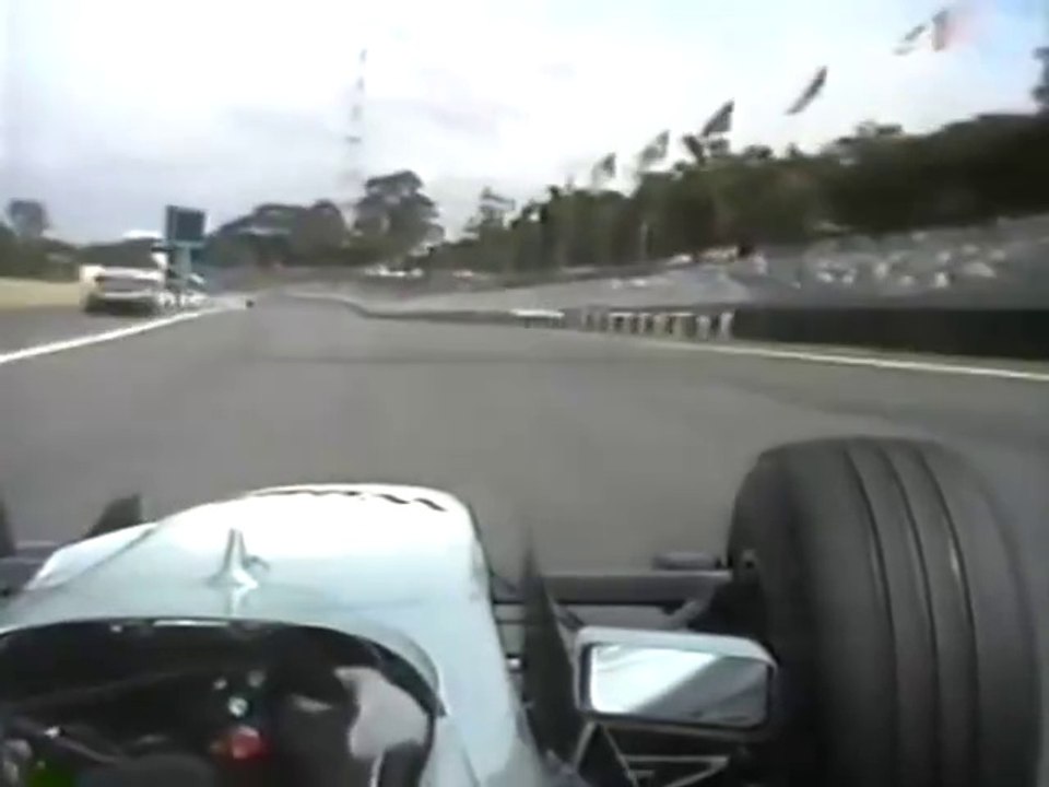 F1 – David Coulthard (McLaren Mercedes V10) laps in qualifying + onboard – Brazil 1998