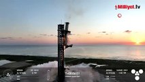 İlk kez gerçekleşti! SpaceX, fırlatmanın ardından geri dönen güçlendiriciyi havada yakaladı