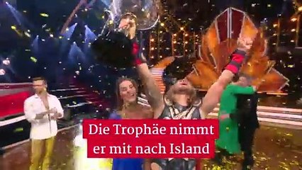 2021 Rúrik Gíslason @ Let's Dance-Interview with family after the victory