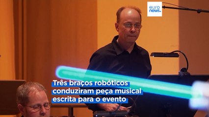 Tải video: Robô dirige sinfonia alemã em noite de aniversário