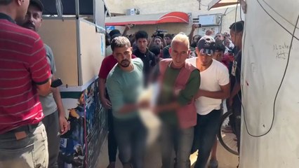 가자 난민촌 공습·학교 포격...최소 25명 사망 / YTN