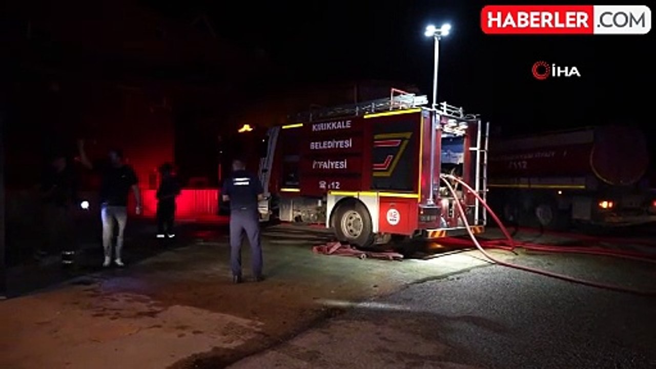 Kırıkkale'de Tekstil Fabrikasında Yangın