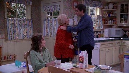 Alle lieben Raymond S04E06-Meine Schwester, die Nonne