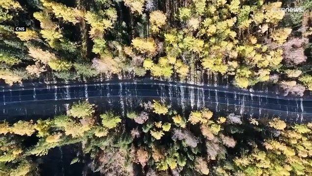 طريق آهي السريع في شينغيانغ الصينية: مناظر خلابة تخطف الأنظار