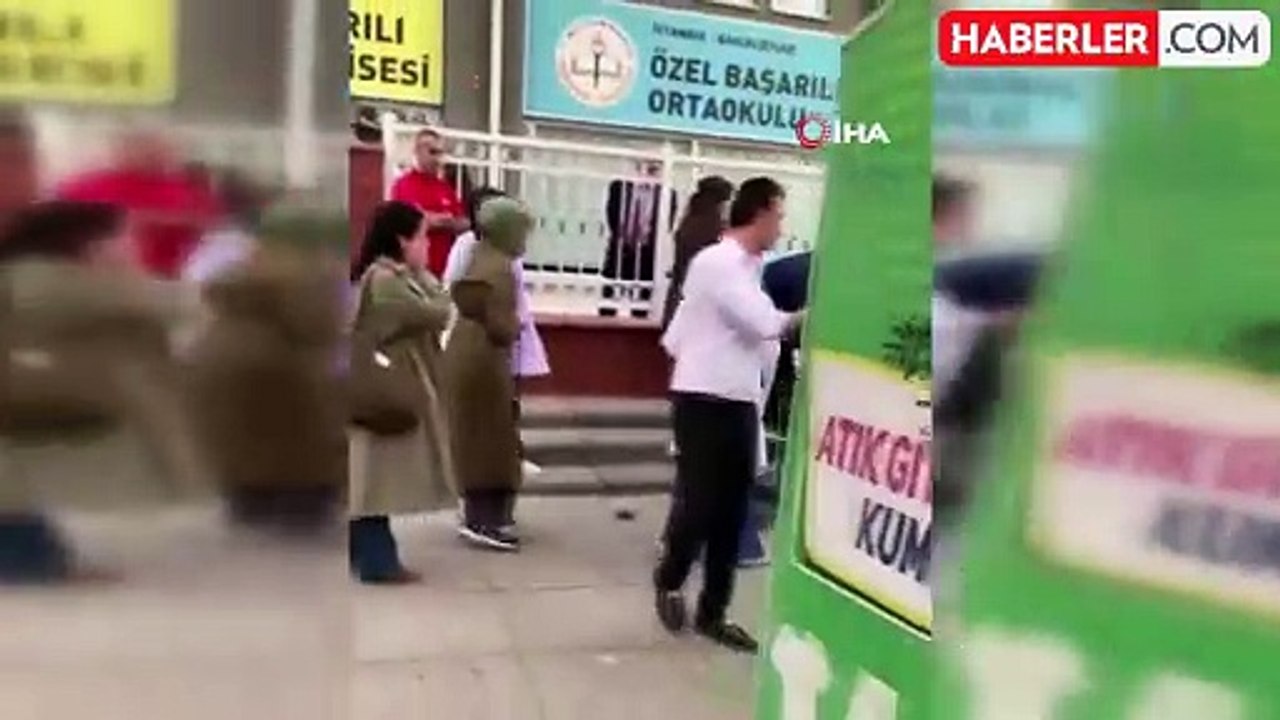 Bahçelievler'de İETT otobüsü ağaca çarptı: Yaralılar var