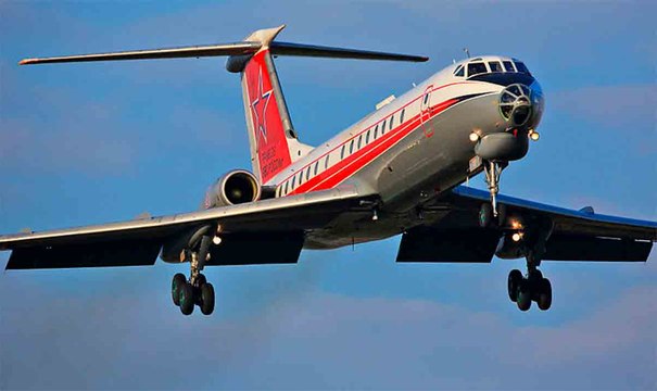 ロシア軍輸送機Tu-134のオレンブルクでの破壊を示す映像